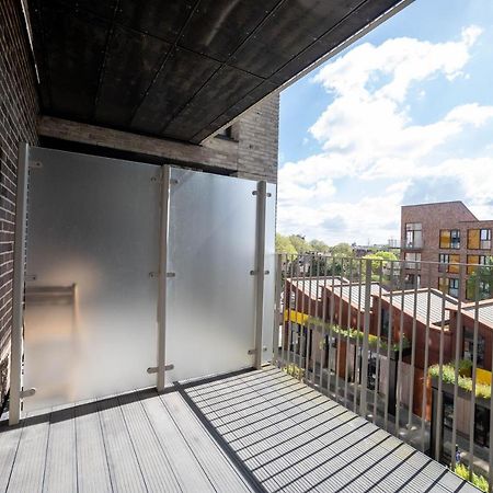لندن La Creme 1 Bed Apartment - Canning Town المظهر الخارجي الصورة